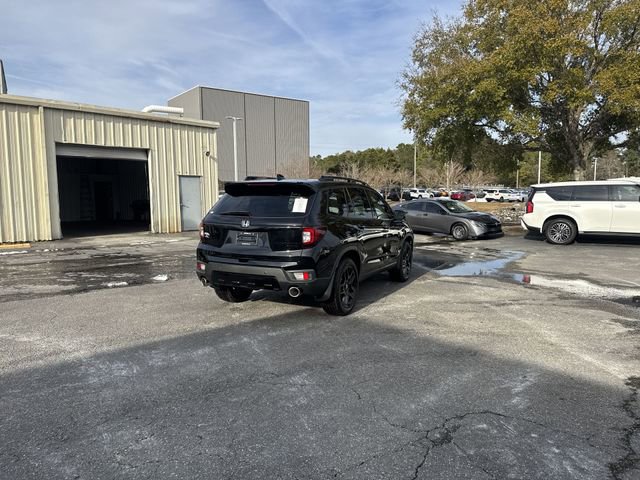 Used 2024 Honda Passport Black Edition image 5