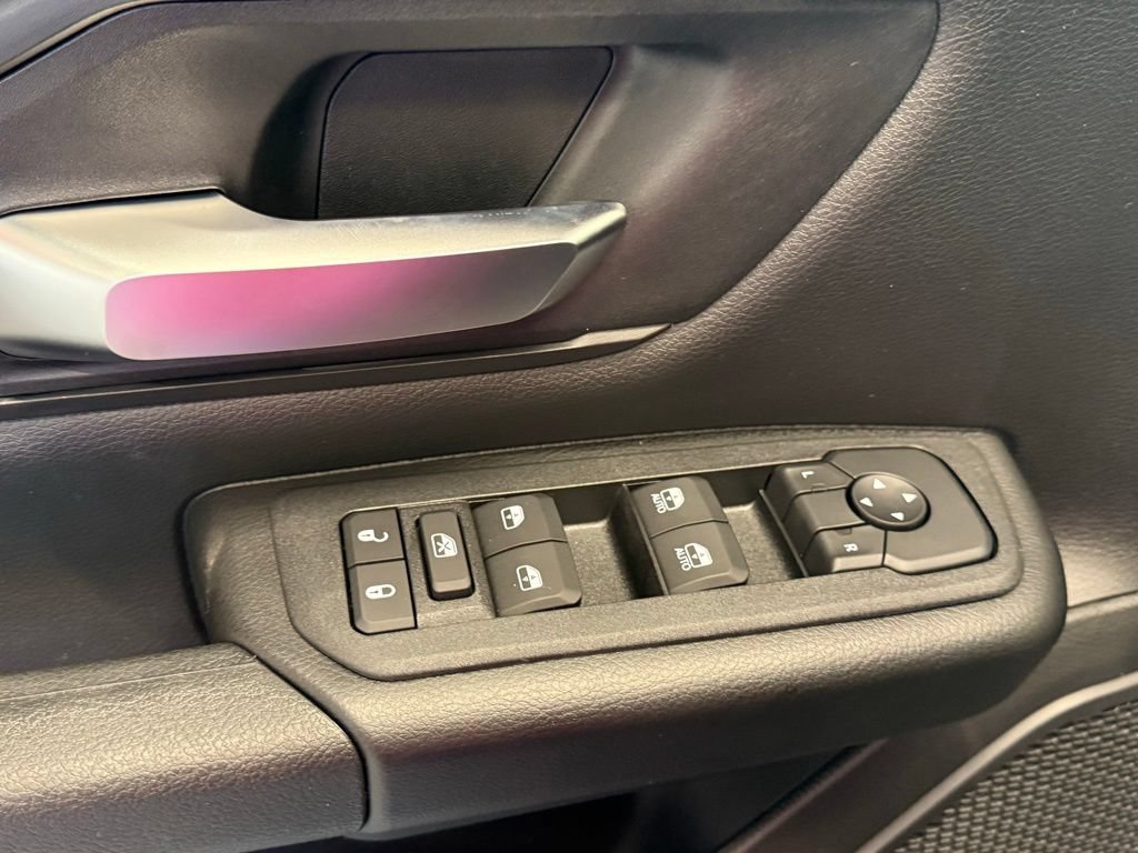 New 2026 RAM 1500 Express AWD/4WD image 22