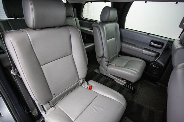 Used 2014 Toyota Sequoia Limited image 28