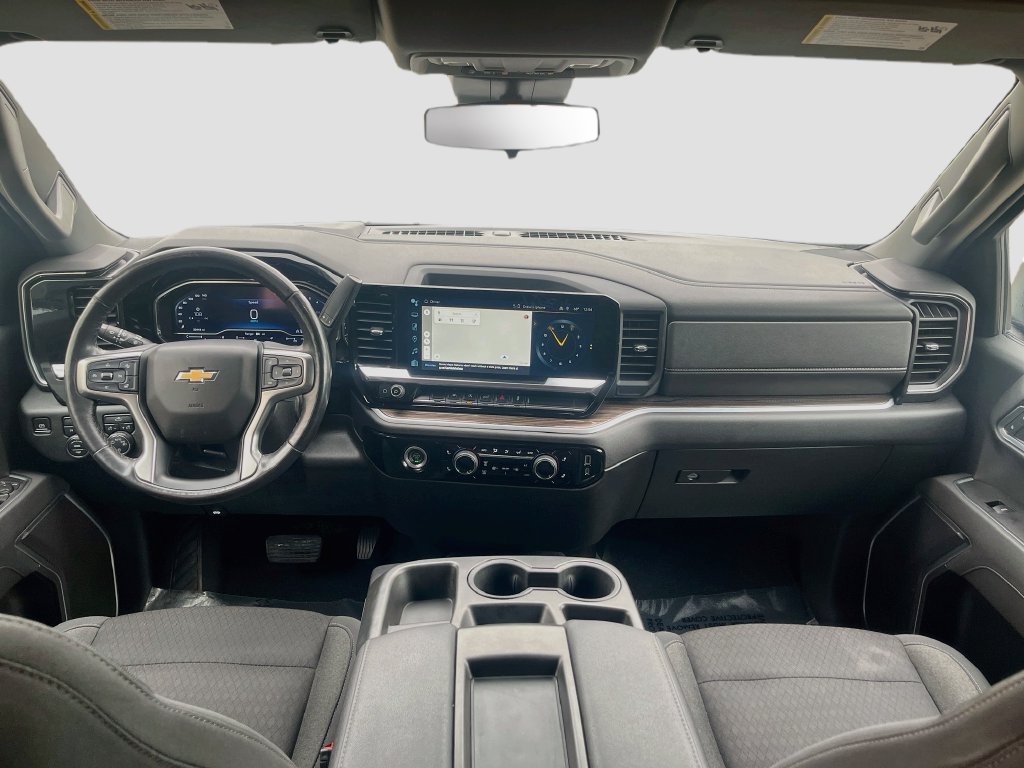 Used 2022 Chevrolet Silverado 1500 LT AWD/4WD image 23