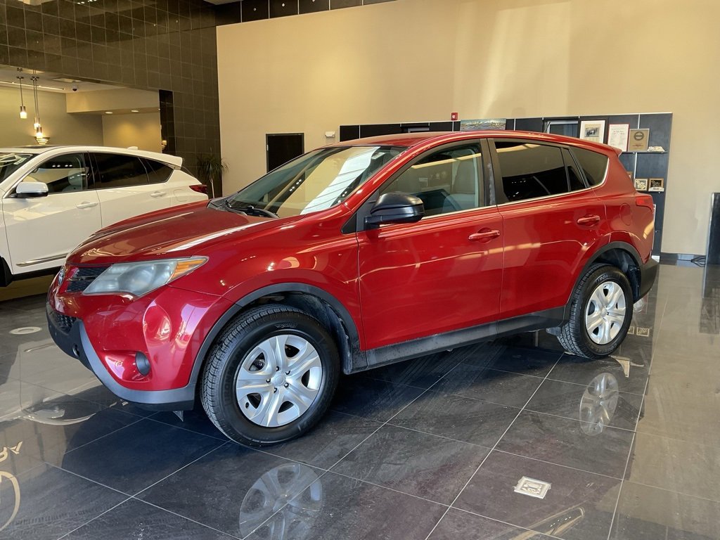 Used 2013 Toyota RAV4 LE image 3