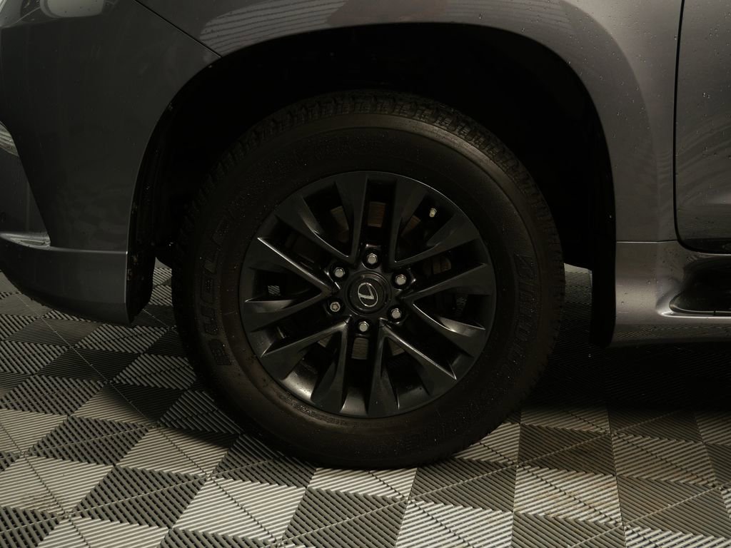 Used 2021 Lexus GX 460 Premium w/ Premium Package image 10