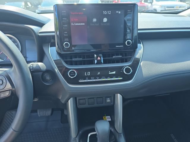 Used 2022 Toyota Corolla Cross LE AWD/4WD image 23