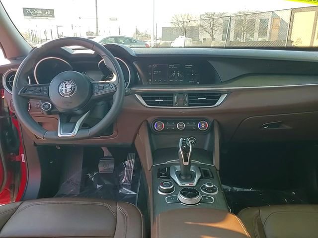 Used 2020 Alfa Romeo Stelvio Ti image 14