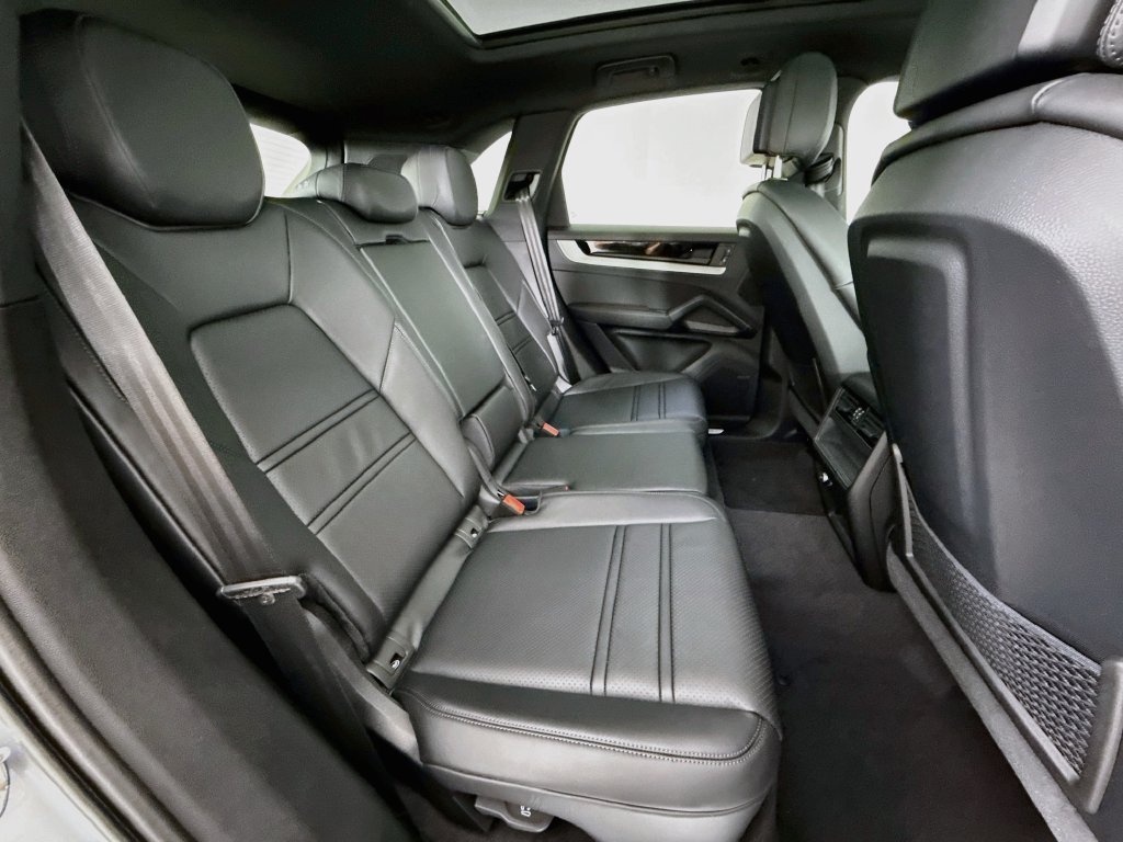 New 2026 Porsche Cayenne AWD/4WD image 28