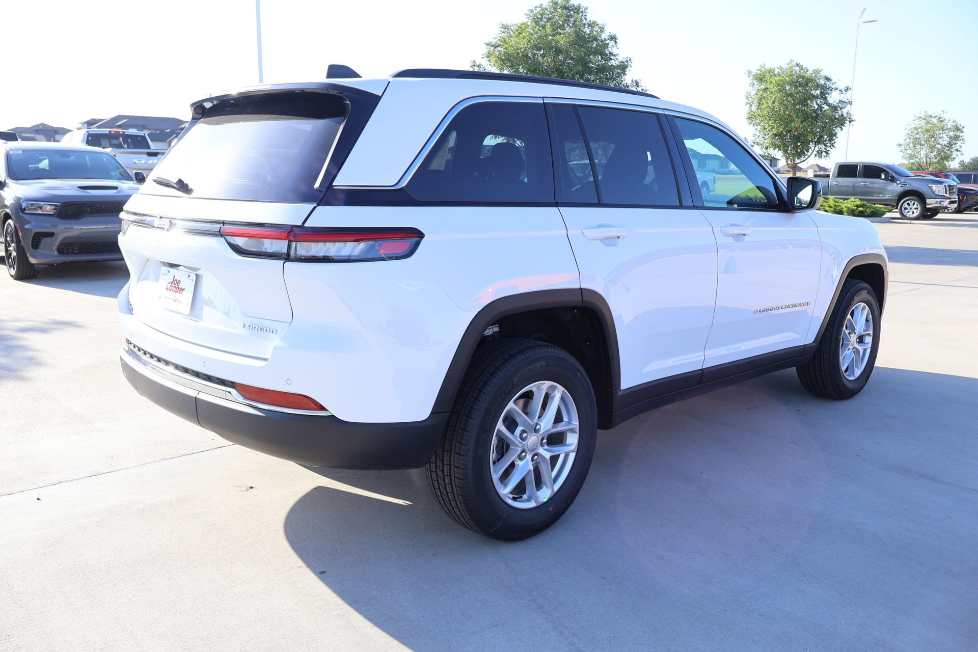 New 2026 Jeep Grand Cherokee Laredo RWD image 19