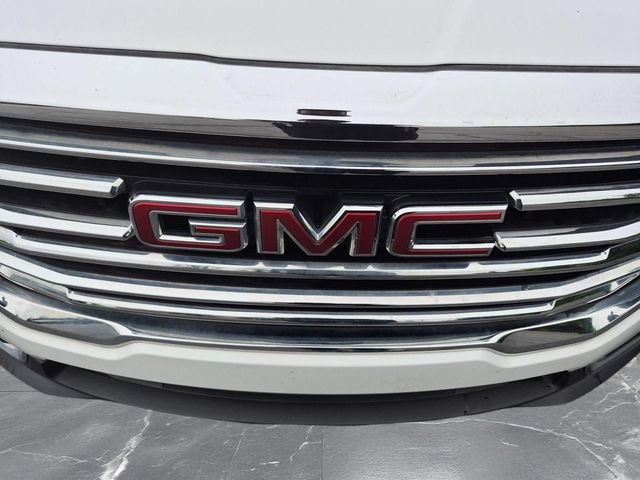Used 2023 GMC Terrain SLT AWD/4WD image 9