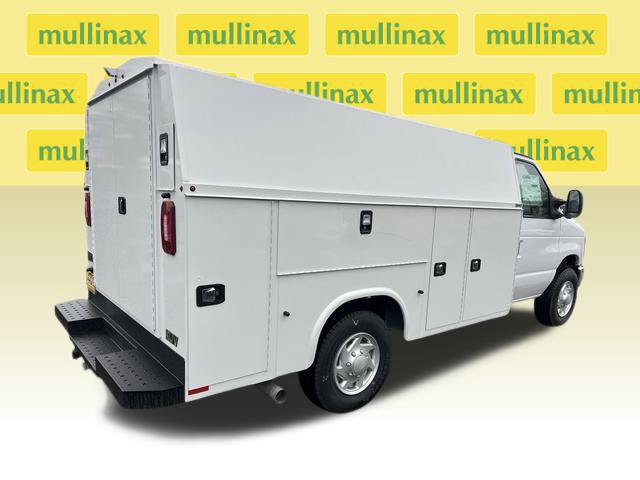 New 2025 Ford E-350 and Econoline 350 Super Duty w/ Power Equipment Group RWD image 3