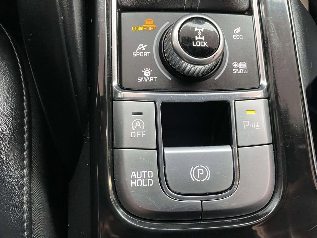 Used 2023 Kia Telluride LX image 41