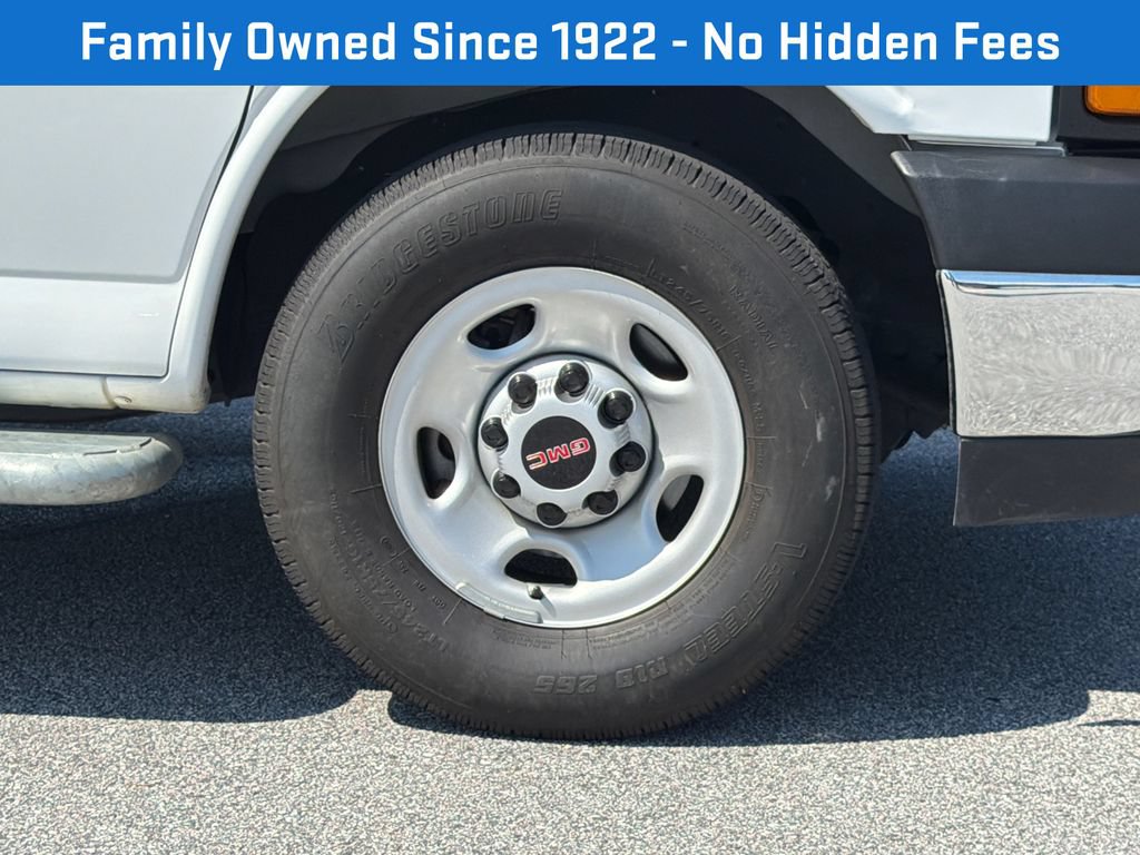 Used 2024 GMC Savana 2500 w/ Driver Convenience Package RWD image 12