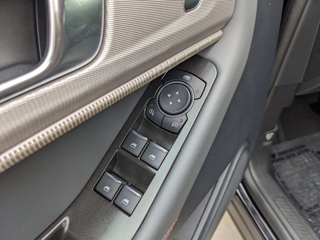 Used 2025 Ford Explorer Active image 21