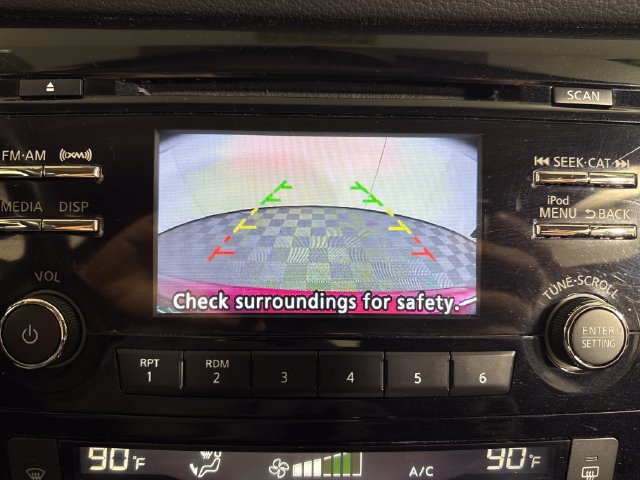 Used 2017 Nissan Rogue Sport SV AWD/4WD image 28