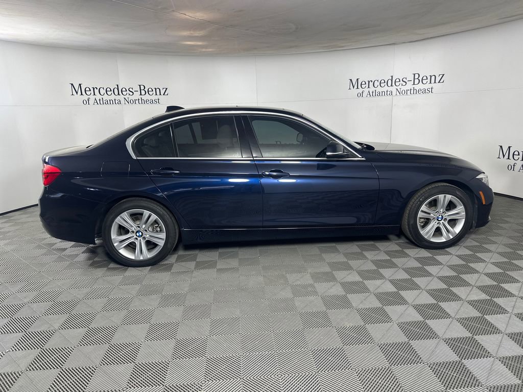 Used 2017 BMW 330i Sedan image 8