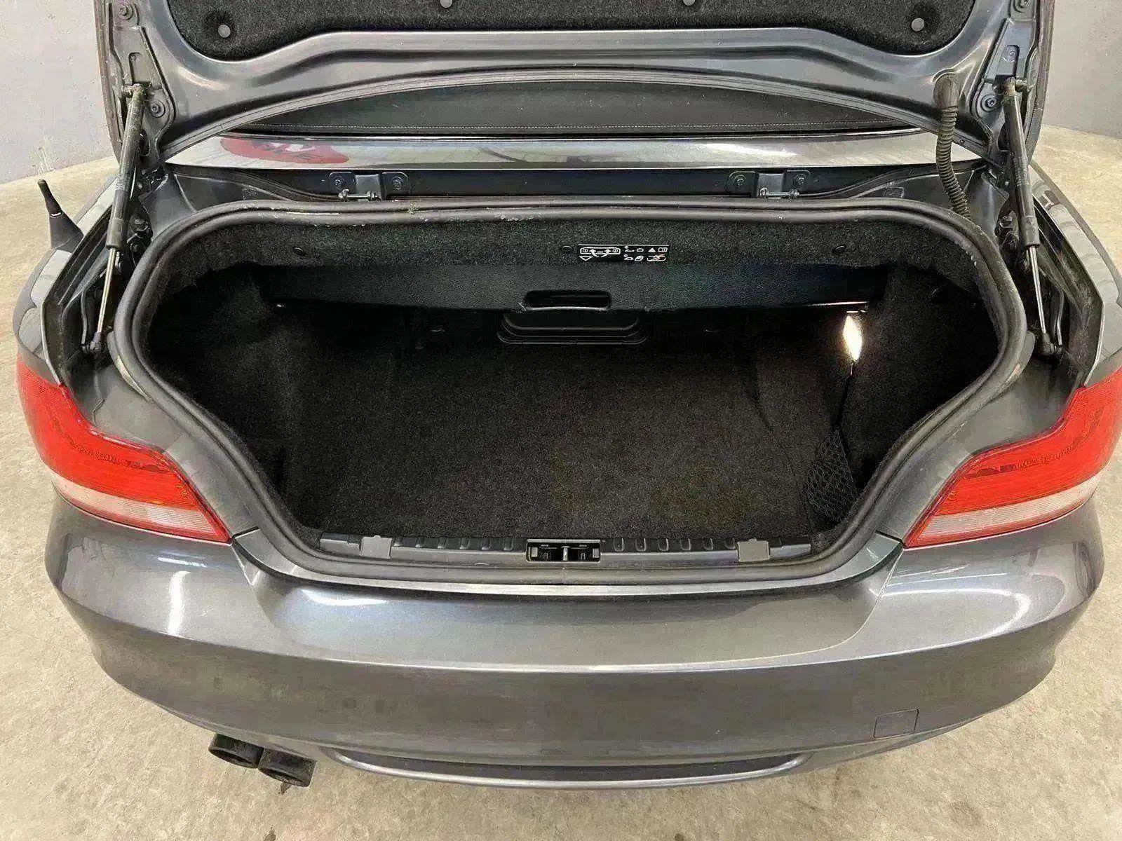 Used 2013 BMW 135i Convertible image 34