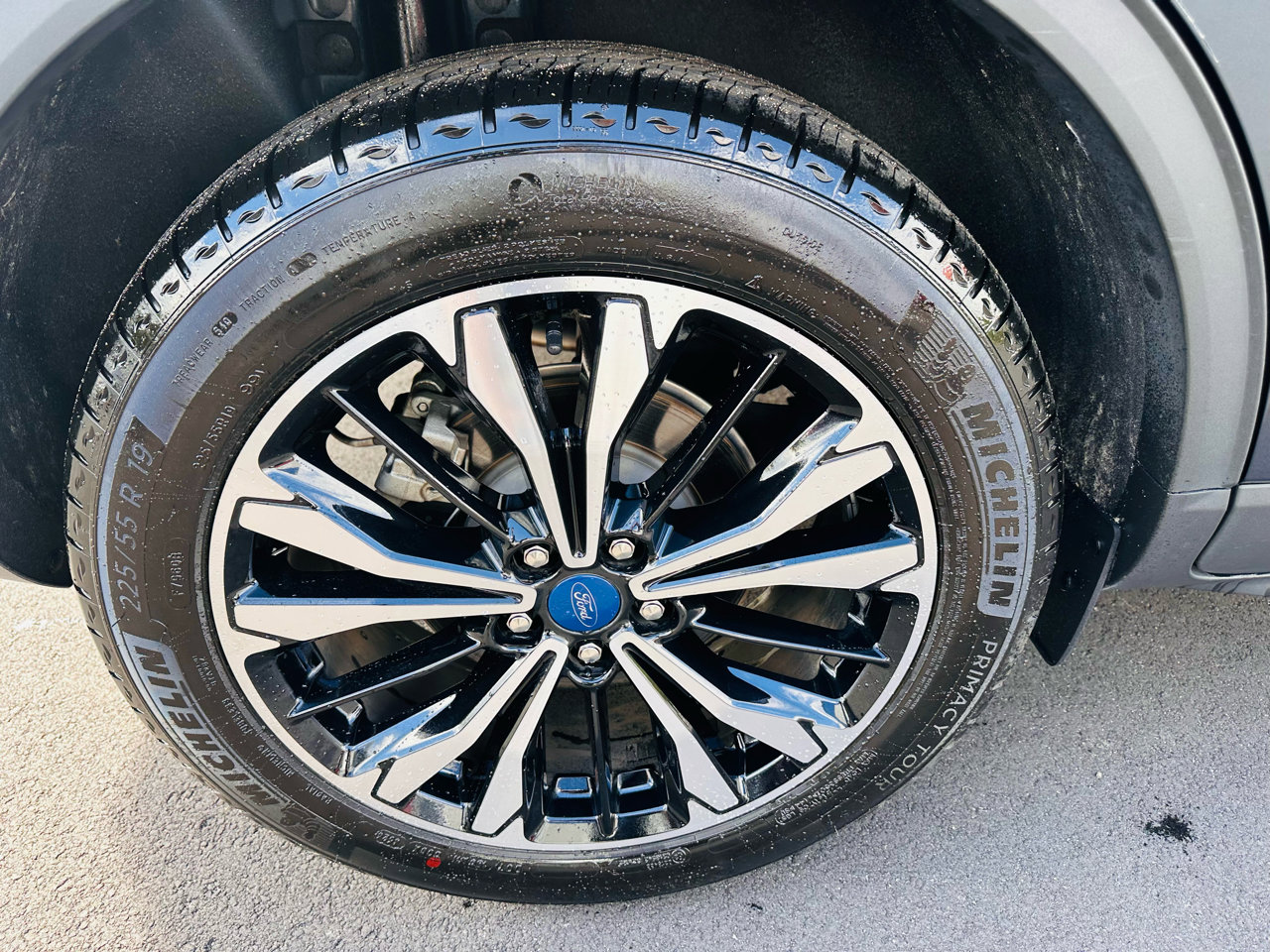 Used 2022 Ford Escape SEL w/ SEL Stealth AWD Package image 13