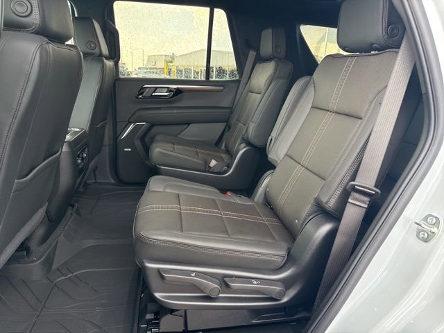 New 2026 Chevrolet Tahoe High Country w/ Sun And Tow Package AWD/4WD image 13