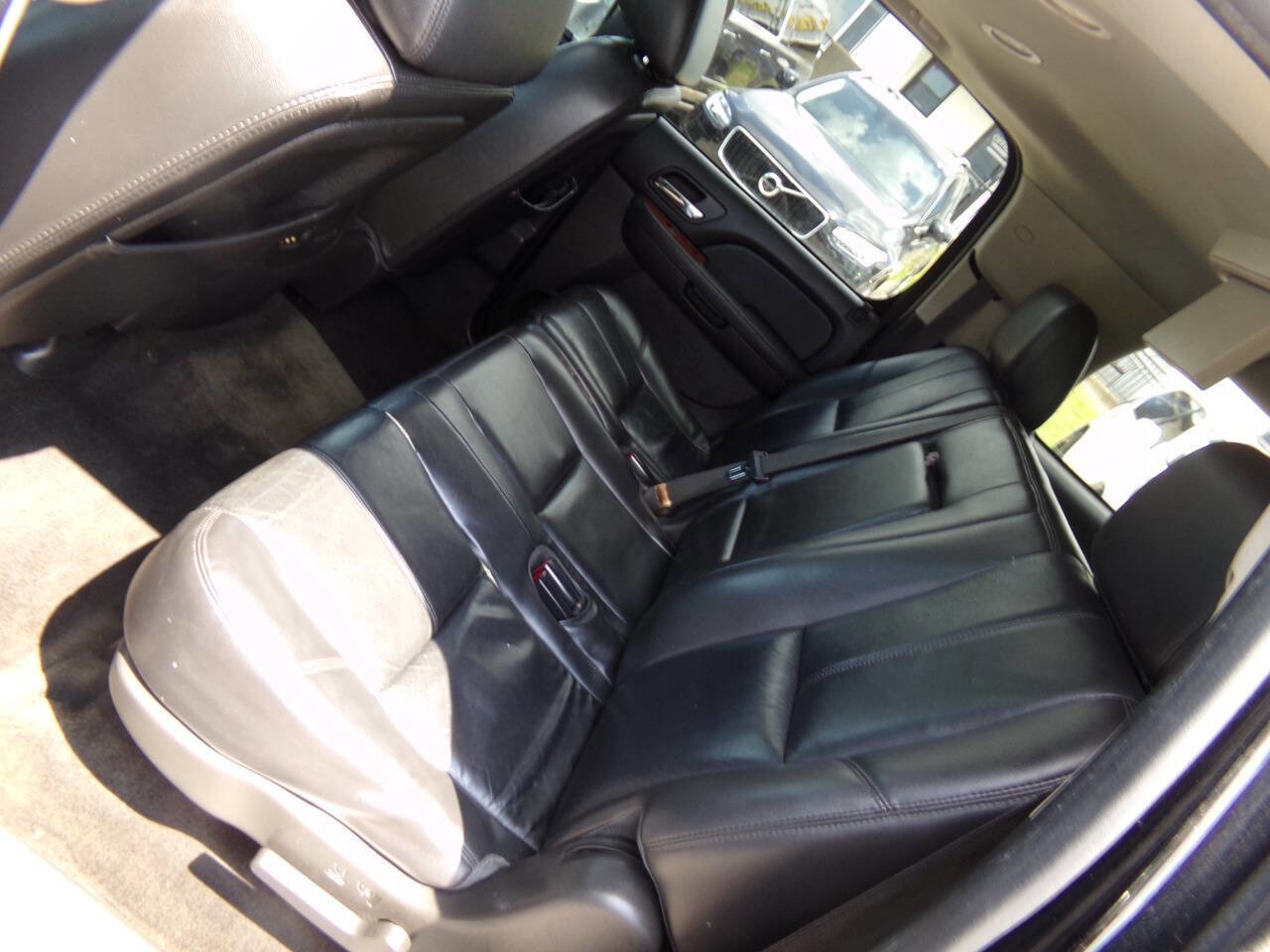 Used 2014 GMC Yukon XL SLT image 14