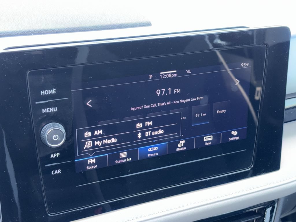 Certified 2025 Volkswagen Taos S FWD image 12