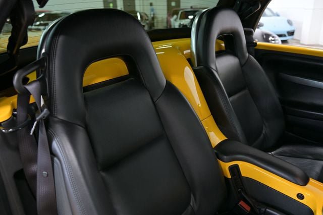 Used 2005 Chevrolet SSR w/ Preferred Equipment Group RWD image 34