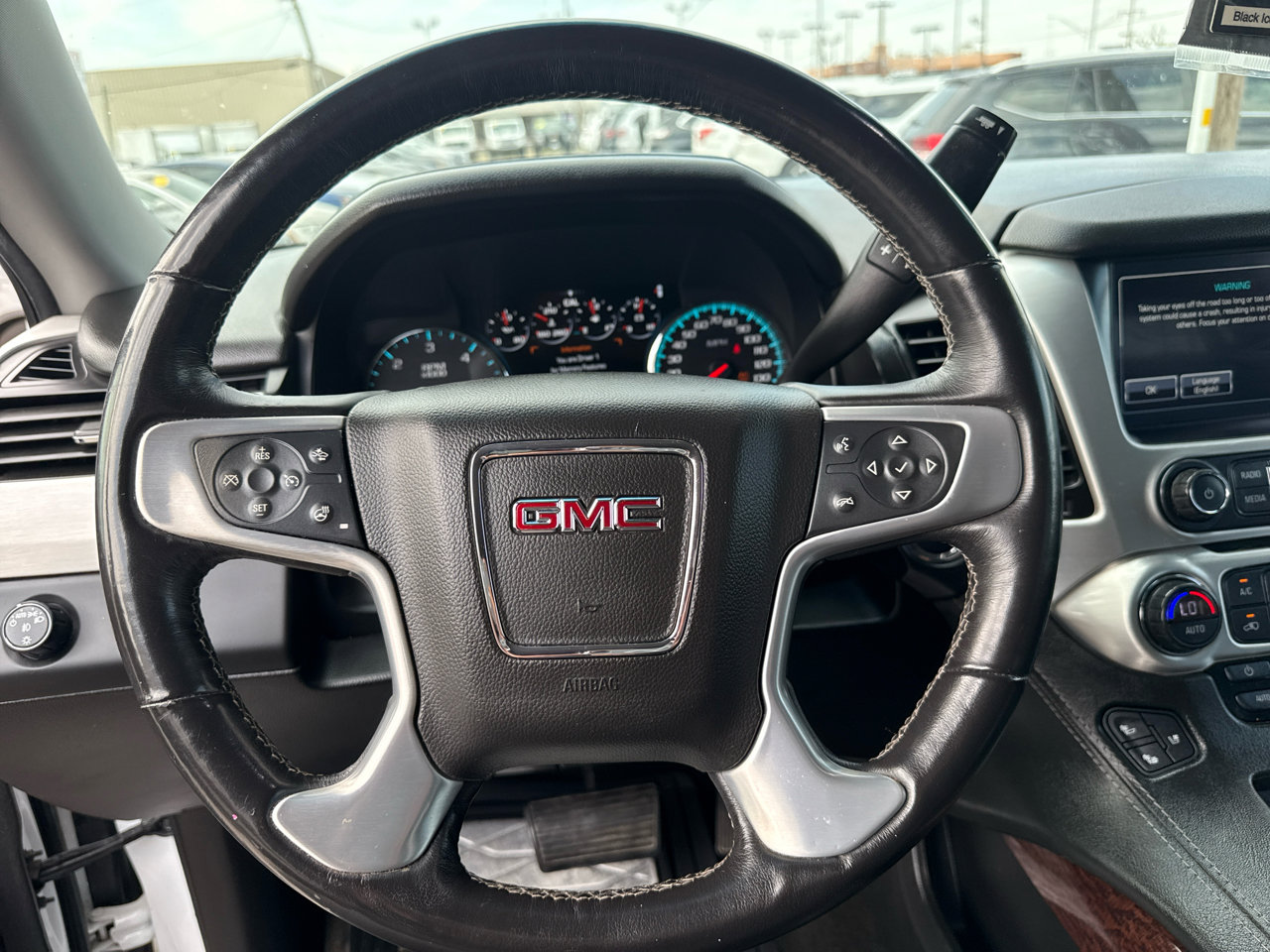 Used 2017 GMC Yukon XL SLT image 21