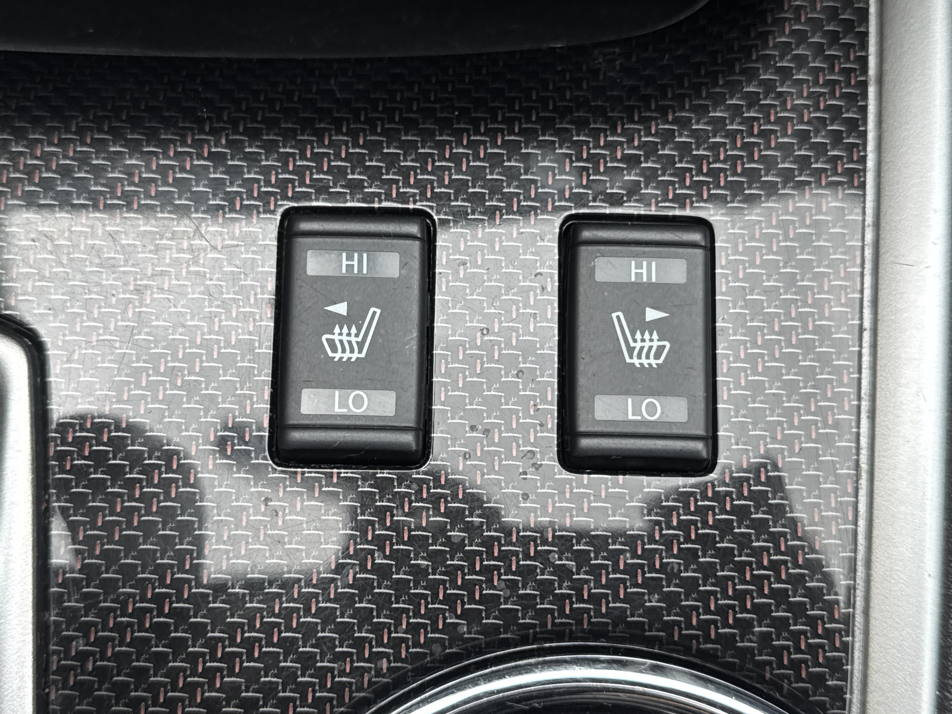 Used 2020 Nissan Pathfinder SL AWD/4WD image 12