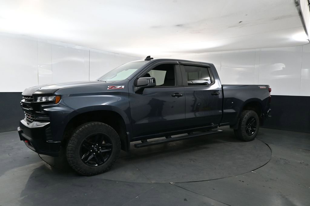 Used 2021 Chevrolet Silverado 1500 LT Trail Boss w/ Convenience Package II AWD/4WD image 2