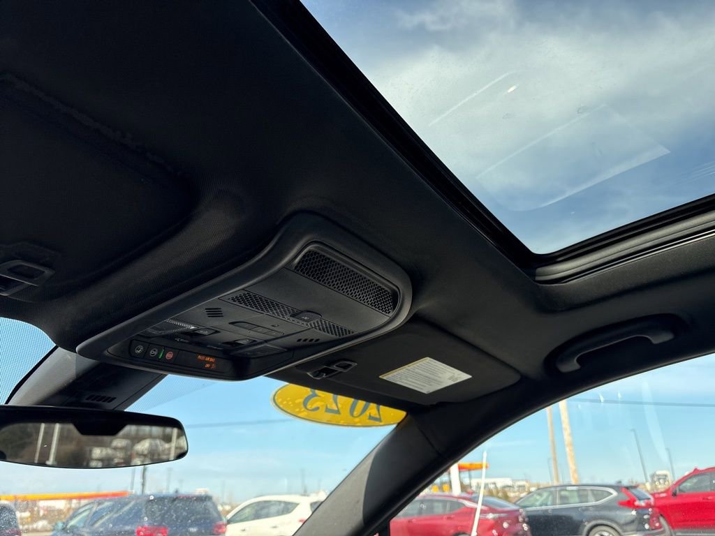 Certified 2023 Cadillac XT6 Premium Luxury image 48