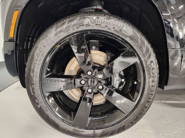 New 2026 Land Rover Defender 110 V8 image 8