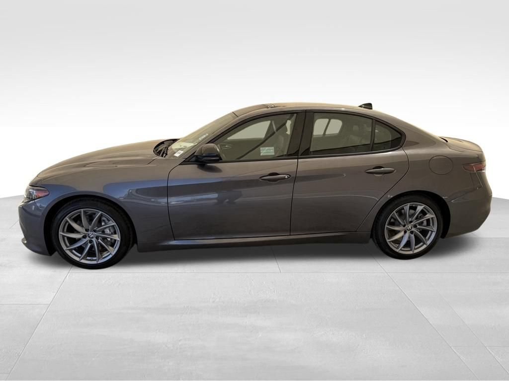 New 2026 Alfa Romeo Giulia w/ Driving Assist Package RWD image 12