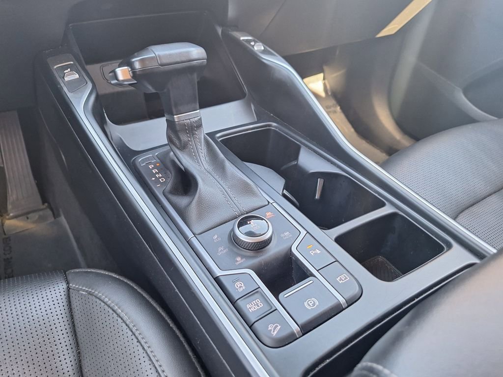 Used 2024 Kia Sorento S image 27