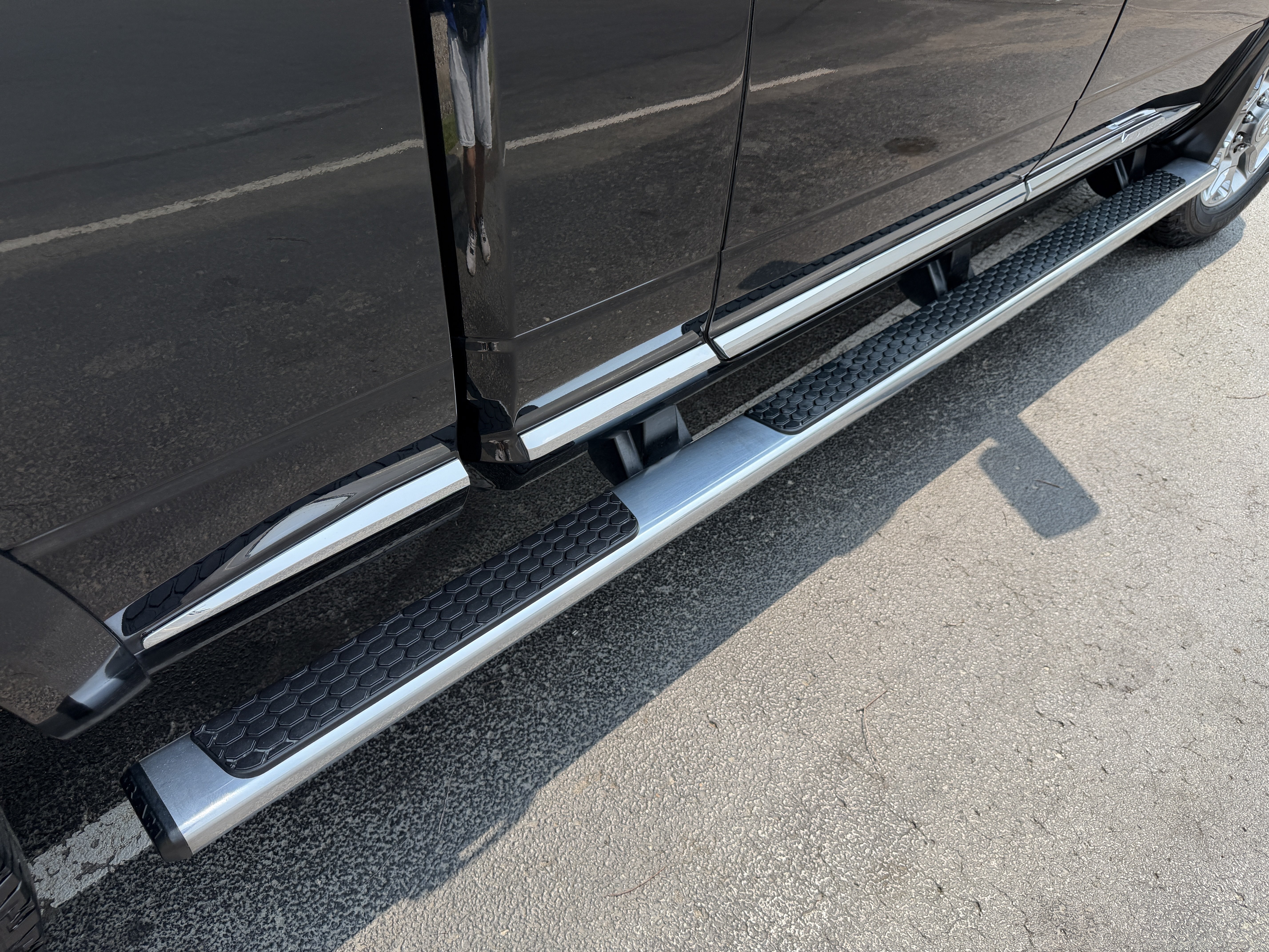 Used 2017 RAM 2500 Limited AWD/4WD image 9