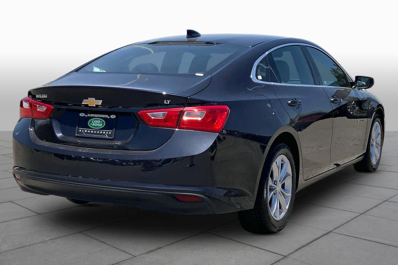 Used 2023 Chevrolet Malibu LT FWD image 12