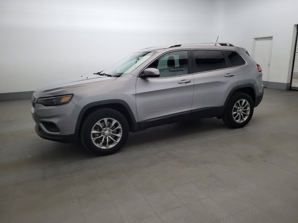 Used 2020 Jeep Cherokee Latitude Plus w/ Cold Weather Group AWD/4WD image 2