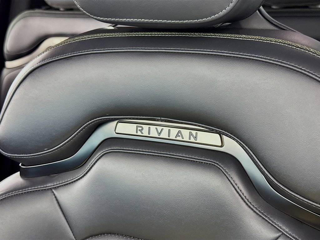 Used 2024 Rivian R1S Adventure AWD/4WD image 20