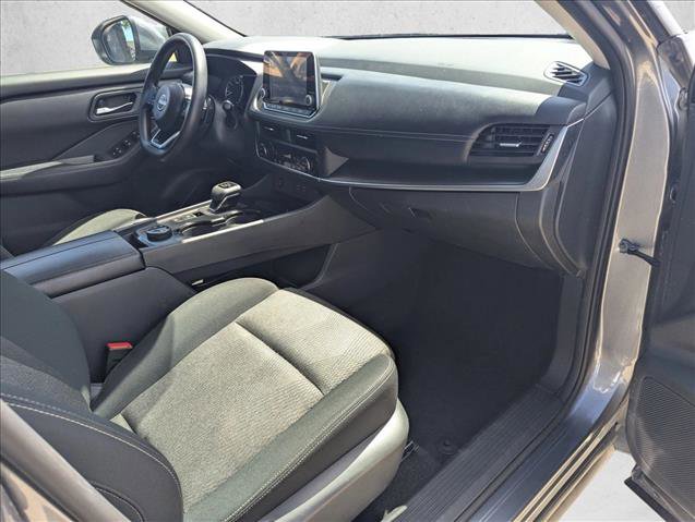 Used 2024 Nissan Rogue SV image 21