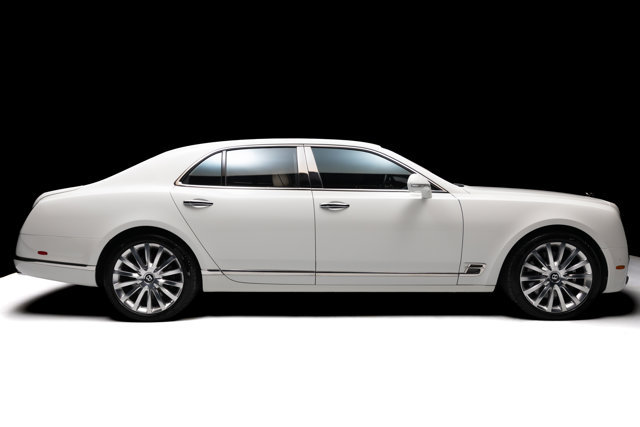 Used 2017 Bentley Mulsanne RWD image 2