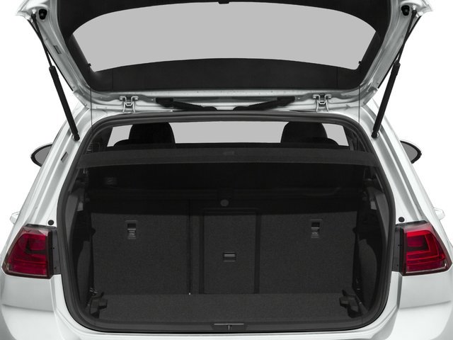 Used 2016 Volkswagen Golf SE image 13