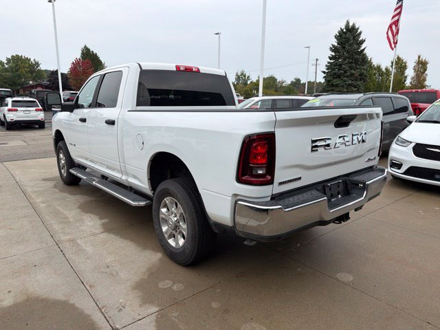 Certified 2026 RAM 2500 Big Horn AWD/4WD image 4