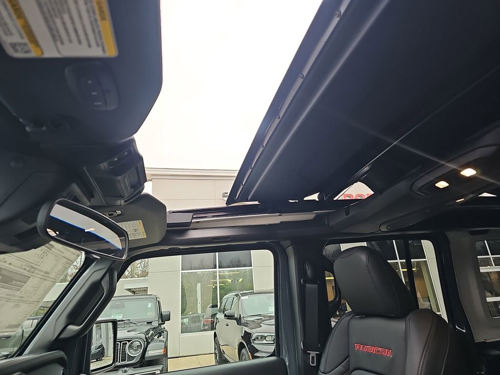 New 2026 Jeep Wrangler Unlimited Rubicon w/ Safety Group image 25
