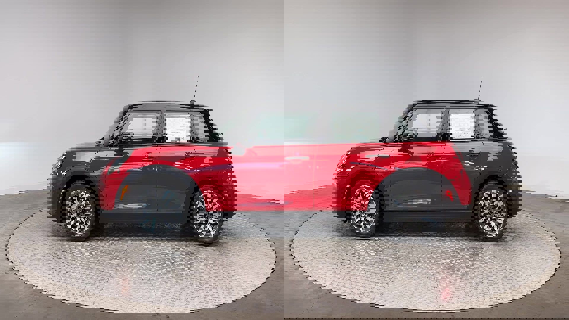 New 2026 MINI Cooper 4-Door Hardtop image 5