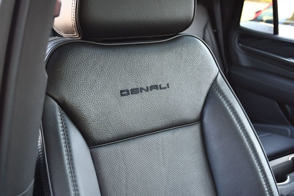 Used 2021 GMC Yukon Denali w/ Denali Premium Package RWD image 70