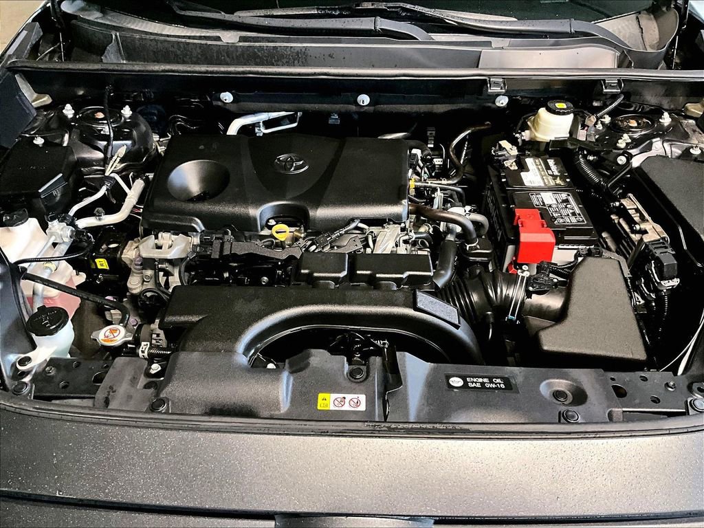 Used 2020 Toyota RAV4 XLE w/ Convenience Package image 15