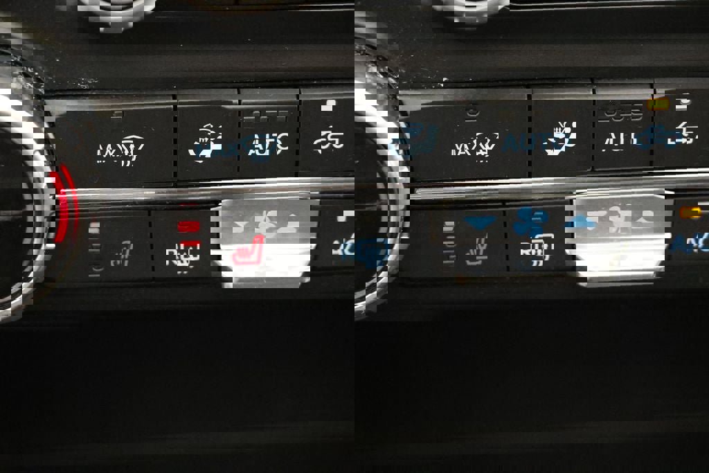 Used 2022 Ford F150 XLT w/ Equipment Group 302A High image 28