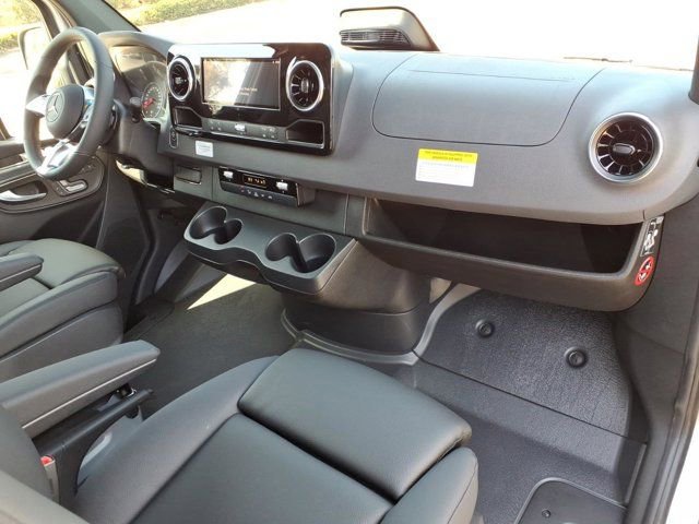 New 2026 Mercedes-Benz Sprinter 2500 image 16