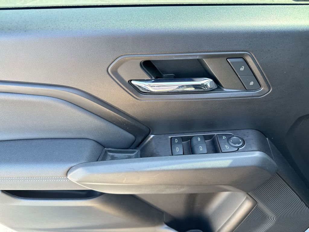 Used 2023 Chevrolet Colorado LT w/ LT Convenience Package image 15
