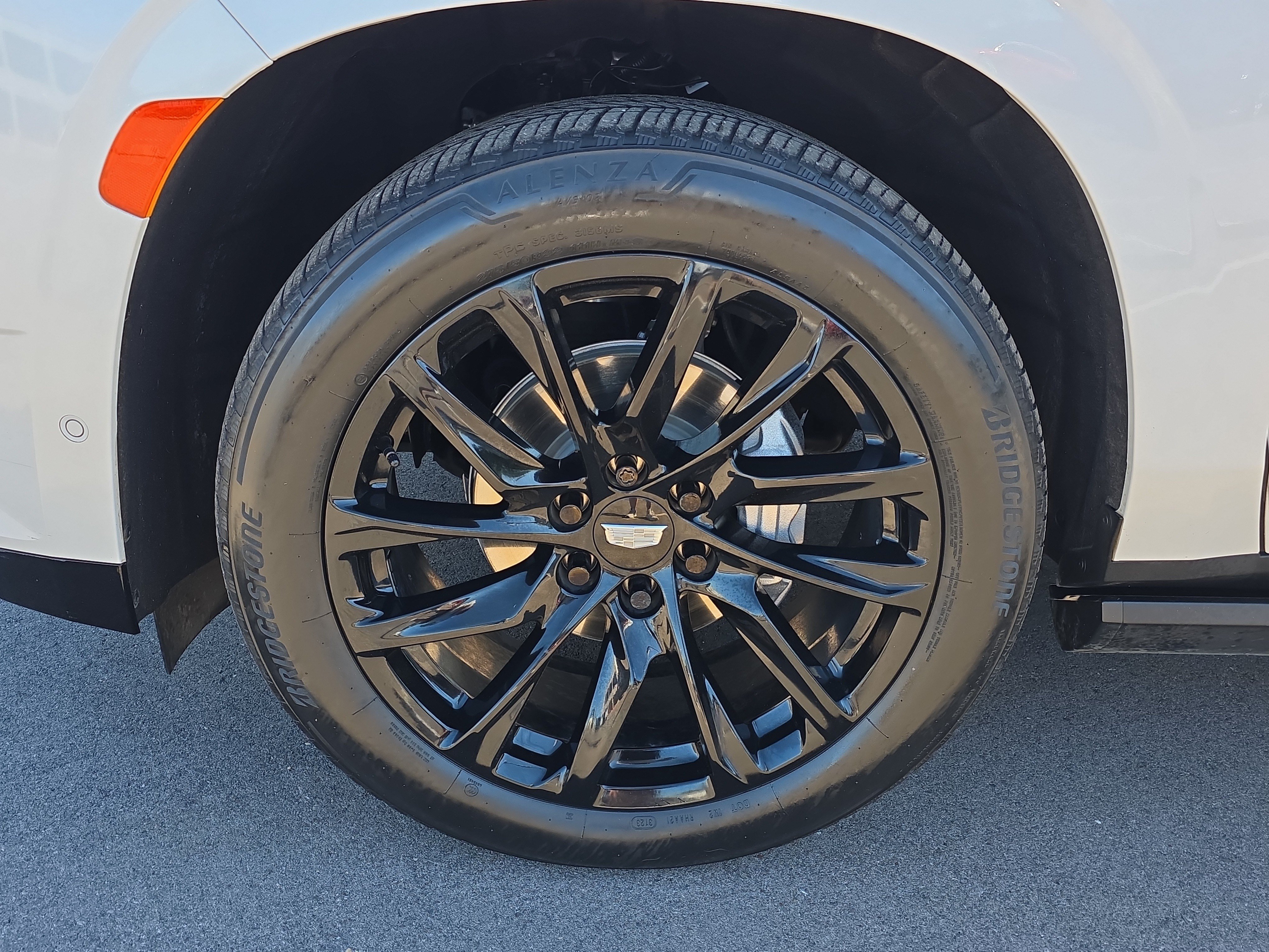 Used 2023 Cadillac Escalade Sport w/ LPO, ONYX Package AWD/4WD image 9