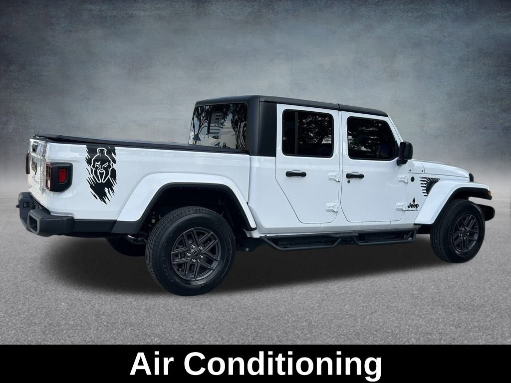 Certified 2024 Jeep Gladiator Sport image 7