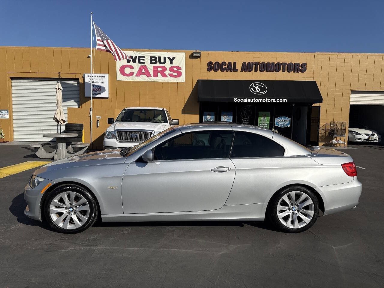 Used 2011 BMW 328i Convertible RWD image 15