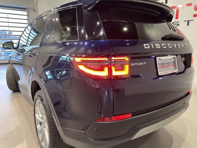 Used 2023 Land Rover Discovery Sport S image 9