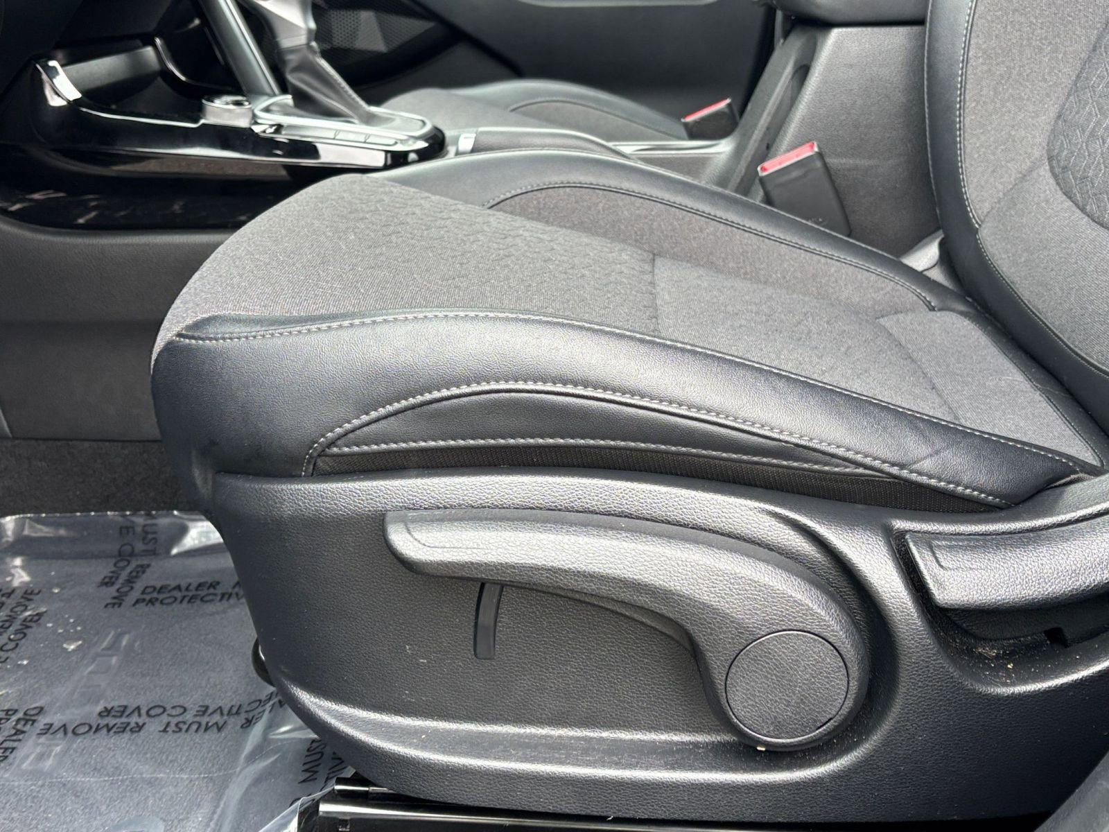 Used 2025 Kia Seltos S image 22